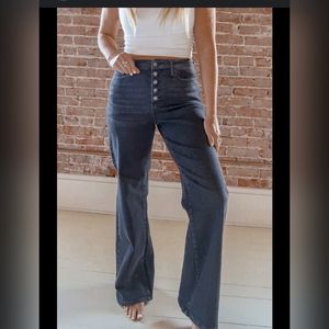 COPY - JUDY BLUE,  BLACK BUTTON FLY WIDE LEG ON TREND JEANS